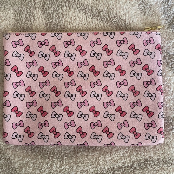 Stoney Clover Lane Accessories - Stoney Clover x Hello Kitty Bow Print Flat Pouch